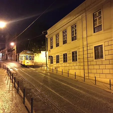 里斯本梦想爱思特雷拉套房公寓 * Lisboa